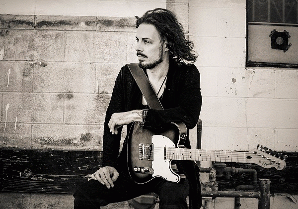 RICHIE KOTZEN - Cannibals (2015) inside