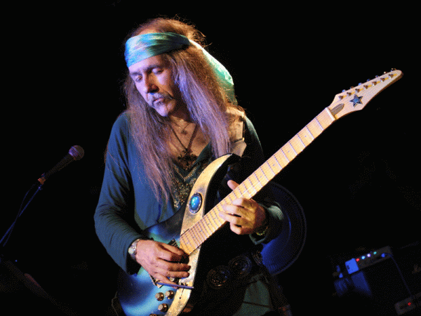 ULI JON ROTH - Scorpions Revisited Volume 1 (2015) inside