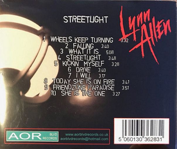 LYNN ALLEN - Streetlight (2015-2017) back